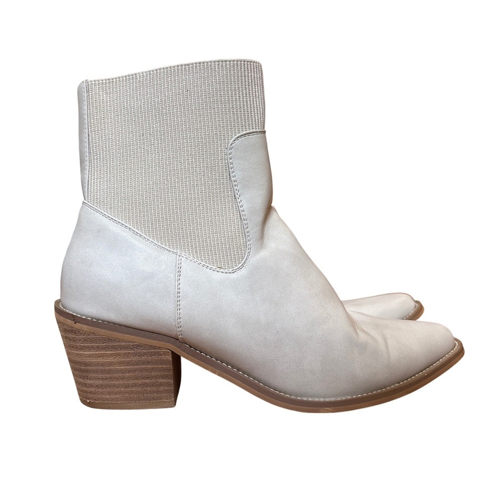 DV Dolce Vita Oppry Ankle Boots Women‎ Cream Western Block Heel SIZE 9.5
